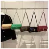 Bolso de Hombro Pequeño Cuadrado de Moda Retro con Hebilla de Cierre, Modelo Nuevo 2026 Estilo Francés, Elegante para Debajo del Brazo, Bolso Pequeño Cuadrado para Mujer