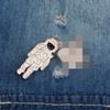 AliExpress deseja novas roupas criativas aeronaves astronauta robô planeta gota óleo broche dos desenhos animados atacado