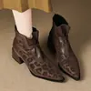 Botas de tornozelo estilo rua com estampa de leopardo europeia e americana, absolutamente deslumbrantes, para mulheres 2026 Outono/Inverno Nova Chegada Bico Fino Super Quentes Elegantes