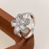 Anillo de Diamante Incrustado con Circonita que te Hará Latir el Corazón, Anillo de Moda de Lujo Ligero en Forma de Corazón para Mujeres, Anillo Abierto Versátil de Alta Gama