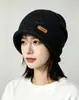 Touca de tricô feminina para outono e inverno com forro de fleece, quente e estilosa, versátil e perfeita para cobrir a cabeça no tempo frio; disponível para atacado