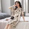 Bonito y lindo camisón de verano para mujer 110 kg ropa para el hogar delgado de manga corta holgado talla grande para mujeres con curvas