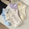 Meias Coração de Morango Branco para Mulheres, Cano Curto, Estilo Fino para Primavera e Outono, Meias Japonesas Fofas Sem Costura, Respiráveis e Resistentes a Odores, Estilo Estudante