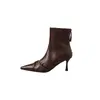 Botas elásticas de cuero de grano superior + PU, botas de ajuste ceñido para mujer para otoño e invierno, punta fina, con hebilla y cremallera trasera, tacón de aguja, botines para mujer