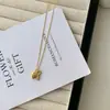 Plata de Ley S925 Versión Coreana Diseño Niche Único Colgante de Collar con Forma de Corazón y Llave Cadena de Clavícula Simple Elegante de Gama Alta