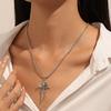 Collar Colgante de Acero Inoxidable con Forma de Corazón Perforado Cruzado de Alta Calidad, Nicho Transfronterizo Europeo y Americano, Cadena para Clavícula Oscura Ins para Mujer