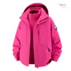 Chaqueta funcional exterior del mismo estilo de Luotuo para mujer, chaqueta de plumón tres en uno, chaqueta de montañismo a prueba de viento e impermeable para otoño e invierno para hombre