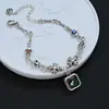 Pulsera de Cruz de Circonita Cuadrada de Alta Gama para Mujer, Lujo Ligero Estilo Minimalista Europeo y Americano de Nicho Accesorio de Flor de Iris de Moda