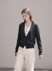 Suéter tejido tipo cárdigan chaqueta de punto con cuello en V de dos piezas falsas estilo simple nuevo para mujer de principios de otoño 8588