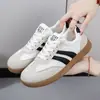 Zapatos de Entrenamiento Moral de Suela Plana para Mujer Modelos de Exportación Primavera y Otoño 2025 Talla Grande Zapatillas Deportivas de Exportación Zapatos Blancos Casuales de Moda para Mujer