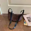 Bolsa de Ombro Estilo Bolinho para o Dia a Dia Verão 2026 Novo Estilo Alto Valor Único Nicho Retrô Chique Estampa de Leopardo Bolsa de Ombro Transversal