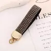 Acessórios de chaveiro de diamante brilhante estilo coreano design de moda pingente para chaveiro de celular de mulheres acessórios de cordão