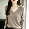 Nuevo jersey de punto con cuello en V para mujer de principios de otoño, top simple holgado de manga larga, suéter casual para otoño e invierno para usar en capas