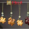 Accesorios de Madera Maciza Tallada de Caballo del Zodiaco Volador Cadena para Teléfono Móvil Colgante Yiming Xianyuan Llavero Creativo de Caballo de Sándalo