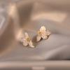 Aretes de Flor de Diamante Roto Rosa Aretes de Nicho de Lujo Ligero Nuevo 2024 Explosivo Clip para Oreja de Alta Gama Aretes Super Hada para Mujer