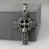 Colar Pingente Masculino Estiloso Retrô Europeu e Americano Padrão Viking Celta Cruz de Aço Titânio Joia