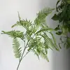 Atacado Casamento na Floresta Arranjo de Plantas Verdes Arranjo de Cena Externa com Grama Artificial Plantas Verdes Folhas Verdes Simuladas Plantas Verdes e Grama