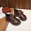 Sapatos de Couro para Meninas Estilo Primavera Sapatos Loafer com Laço Estilo Britânico Infantil Sapatos Mary Jane para Crianças de Meia-Idade e Mais Velhas Sapatos de Salto Único com Solado Grosso Estilo Princesa