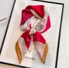 Pañuelo Cuadrado Pequeño de Óleo sobre Lienzo, Pañuelo de Seda para Mujer, Adecuado para Primavera, Otoño e Invierno, para Madres para Combinar con Camisas, Protección para el Cuello, Bufanda para el Cuello, Pañuelo de Gasa 70X70