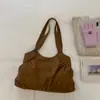 2025 Nova Bolsa Retrô Transfronteiriça Feminina Grande Capacidade Tendência da Moda Coreana Bolsa de Ombro Bolsa Tote de Alta Qualidade