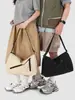 Nueva bolsa deportiva casual de moda para exteriores, gran capacidad, bolsa de almacenamiento de moda estilo coreano, ligera, adecuada para viajes cortos, bolso de hombro tote