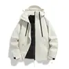 Chaqueta softshell ligera con capucha grande, diseño de doble cremallera, puños de velcro, dobladillo con cordón, espalda de malla transpirable y forro cálido