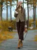 Conjunto de Casaco Curto de Tweed Xadrez Estilo Francês + Calça Cropped Cor de Café Novo para Outono/Inverno 2026 para Mulheres