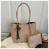2025 Bolso Nuevo Tipo Cubo para Mujer Moda Bolso de Hombro para Viajes Cotidianos Gran Capacidad Bolso de Mano Nicho Gamuza Terciopelo Bolso para Suegra