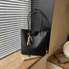 Bolso Retro de Gran Capacidad Estilo Coreano Transfronterizo para Mujer Nuevo de Verano 2026 Bolso de Hombro Casual para el Trabajo y los Viajes Bolso Tote