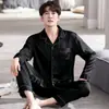 Pijamas al por mayor transfronterizos para hombre, traje de seda helada de manga larga, ropa de casa para hombre, nuevo 2025, alta gama, talla grande, se puede usar en el exterior