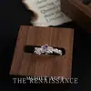 Colección de Anillos Geométricos de Zirconia Personalizados Vintage Lujo Accesible Anillo de Dedo Índice de Gama Alta Apertura Ajustable Joyería para Mano