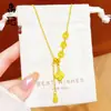 Tienda de Oro Mismo Estilo Collar de Corazón Picado Chapado en Oro Alta Retención de Color Floral Mariposa Moneda de los Cinco Emperadores Collar Venta al por Mayor