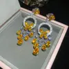 Aretes de Aguja de Plata con Borlas de Mariposa Geométrica Incrustadas de Diamantes, Lujo Ligero y Sensación de Alta Gama, Aretes Súper de Hada y Elegantes con un Diseño Único