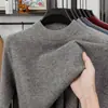 Venta al por mayor transfronteriza Ropa de punto 100% lana para hombre Otoño e Invierno Cálida y engrosada de punto Suéter de cuello alto medio Punto de color puro para hombre