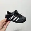 Zapatos para Niños 2026 Otoño Nuevos Zapatos de Entrenamiento Alemanes Zapatos Casuales de Concha para Niñas Tenis de Velcro Zapatos Deportivos para Niños