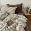 Ins juego de cama de terciopelo de leche mixta de cuatro piezas simple más funda de edredón de terciopelo juego de tres piezas cálido de invierno de terciopelo de coral 4