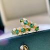 Pendientes de Diamante Ojo de Caballo Espinela Verde Diseño de Nicho Femenino Sentido de Diseño Estilo ins Pendientes Dorados Delicados Sentido Avanzado Antialérgicos