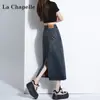 Falda de Mezclilla Azul Claro con Abertura para Mujer Verano 2025 Tendencia Versátil Nueva de Cintura Alta Línea A Aspecto Adelgazante Falda de Cadera