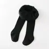Leggings para niños para otoño e invierno, forrados de felpa y engrosados para abrigar, pantimedias para niñas, color liso, pantalones de una sola pieza transpirables y amigables con la piel