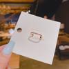 Anillo cuadrado pequeño con microincrustaciones de circonita y perla bañada en cobre para pareja. Anillo cuadrado de moda para mujer. Anillo brillante para el dedo. Regalo para novia.