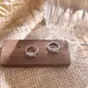 Diseño de Nudo Vintage, Pendientes Pequeños y Delicados con Circonita Microincrustada, Pendientes para el Trabajo, Pendientes de Nicho de Alta Gama, Modernos y Elegantes para Mujer