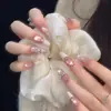 Hailey Pequena Lâmpada Feita à Mão Unha Usável Olho de Gato Amêndoa Manicure Amarelo Preto Pele Gigante Branco Branco Leitoso Gradiente Patch de Unha