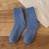 Meias Grossas com Forro de Lã Femininas de Inverno Meio da Panturrilha Meias de Terry Coloridas Meias à Prova de Odor Terry Quente para Inverno Feminino