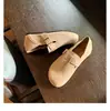 Versão em couro~Sandálias slip-on Birkenstock, bico fechado, sapatos casuais Birkenstock femininos, estilo outono/inverno, com sola grossa, calçado casual de duas formas de uso
