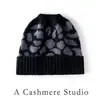 Gorro de Cachemira Grueso y Cálido para Mujer de Otoño e Invierno con Bloques de Color, Gorro de Punto Floral, Gorro Protector de Orejas, Gorro para el Frío Postparto