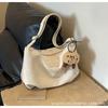 Bolsa tote da moda de grande capacidade, bolsa grande para mulheres 2024 Novo estilo coreano nicho bolsa mensageiro popular bolsa de ombro para o dia a dia