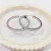 Nuevos Pendientes de Acero de Titanio de Moda a Precio Especial para Mujer Diseño Minimalista Exquisitos Pendientes Personalizados de Alta Calidad con Conservación del Color Pendientes de Diamantes Completos