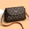 Bolso de Mujer 2026 Nuevo Modelo Bolso de Mamá Simple y Elegante Bolso de Hombro Cruzado Estilo Coreano Bolso Cuadrado Pequeño de Moda para Mujeres de Mediana Edad