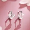 Brincos argola folha de ginkgo em prata de lei 925 para mulheres, brincos de luxo de alta qualidade, acessórios de orelha requintados estilo coreano que são gentis com os piercings