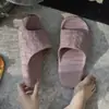 Amor Formiga Nova Moda Primavera/Verão Simples Xadrez Diamante Confortável Chinelos de Casa para Casal Masculino e Feminino